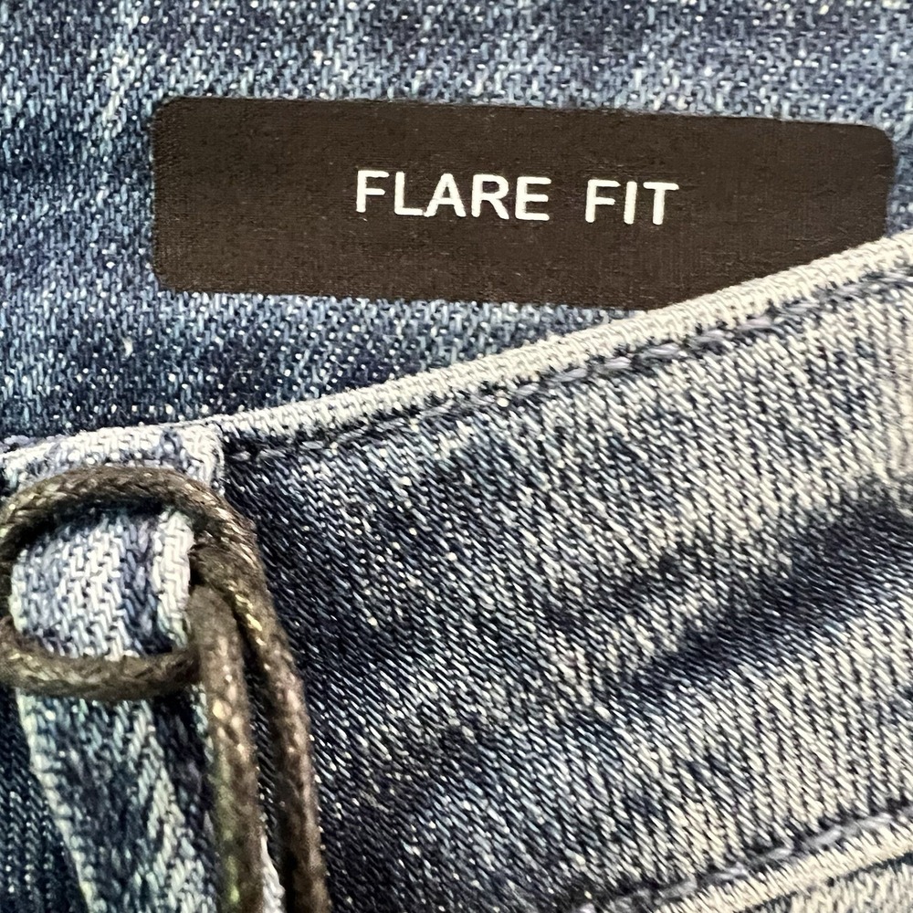 Judy Blue Women's Flare High Rise Jeans Size 14W Bohemian Western Stretchy New - Picture 3 of 11
